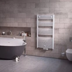 Ximax Alpha-C Designheizkörper B 50 X H 82,5 X T 4-5 Cm Weiß + MA