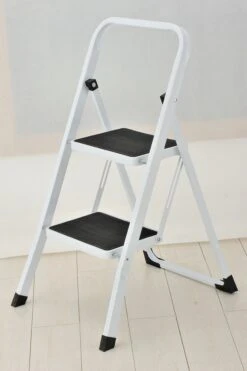 TECH-CRAFT® 2-Stufen-Trittleiter Stufenleiter Klapptritt Klappleiter